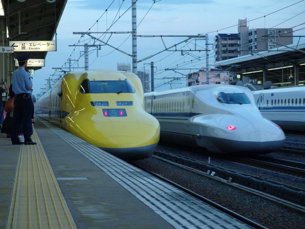 ドクターイエローの時刻表　試運転・回送